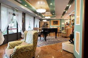 Santa Barbara Hotel