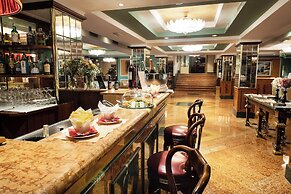 Santa Barbara Hotel