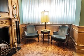 Santa Barbara Hotel