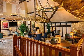 voco Oxford Thames by IHG