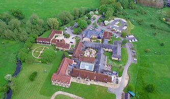 voco Oxford Thames by IHG