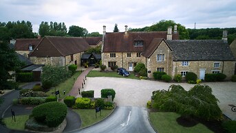 voco Oxford Thames by IHG