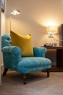 voco Oxford Thames by IHG