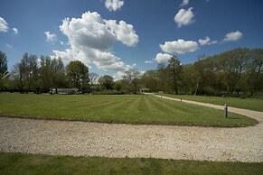 voco Oxford Thames by IHG