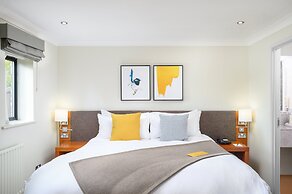 voco Oxford Thames by IHG