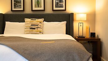 voco Oxford Thames by IHG