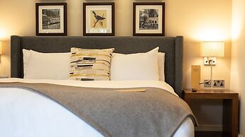 voco Oxford Thames by IHG