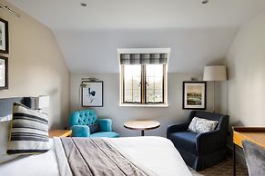 voco Oxford Thames by IHG