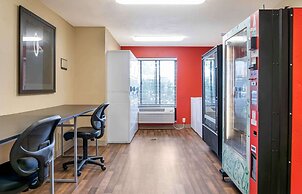 Extended Stay America Select Suites Detroit Warren