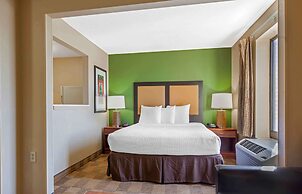 Extended Stay America Select Suites Rockford State Street