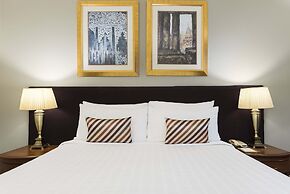 Chatrium Hotel Royal Lake Yangon