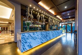 Chatrium Hotel Royal Lake Yangon