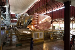Chatrium Hotel Royal Lake Yangon