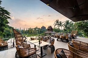 Chatrium Hotel Royal Lake Yangon