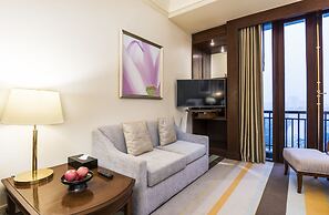 Chatrium Hotel Royal Lake Yangon