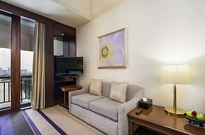 Chatrium Hotel Royal Lake Yangon