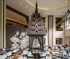 Chatrium Hotel Royal Lake Yangon