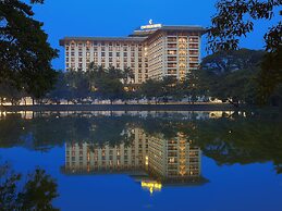 Chatrium Hotel Royal Lake Yangon
