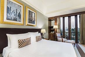 Chatrium Hotel Royal Lake Yangon