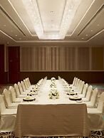 Chatrium Hotel Royal Lake Yangon