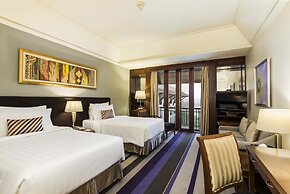 Chatrium Hotel Royal Lake Yangon