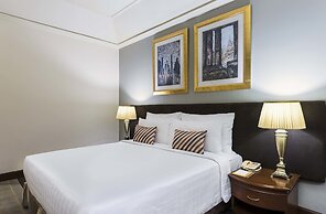 Chatrium Hotel Royal Lake Yangon