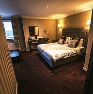 The Fenwick Hotel