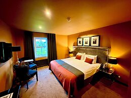 The Fenwick Hotel
