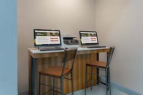 Holiday Inn Express Laguardia Airport by IHG