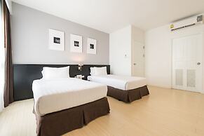 Somerset Park Suanplu Bangkok