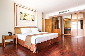 Somerset Park Suanplu Bangkok