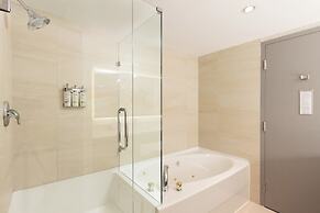 Holiday Inn Express Vancouver Airport Richmond by IHG