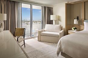 Loews Miami Beach Hotel – South Beach