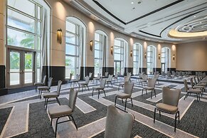 Loews Miami Beach Hotel – South Beach