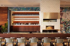 Loews Miami Beach Hotel – South Beach