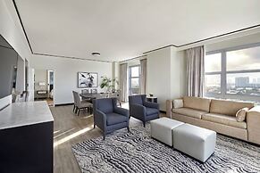 Loews Miami Beach Hotel – South Beach