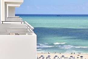 Loews Miami Beach Hotel – South Beach