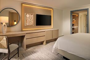 Loews Miami Beach Hotel – South Beach