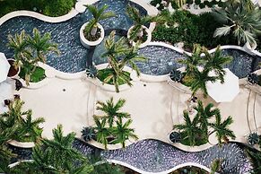 Loews Miami Beach Hotel – South Beach