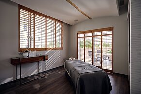 Loews Miami Beach Hotel – South Beach