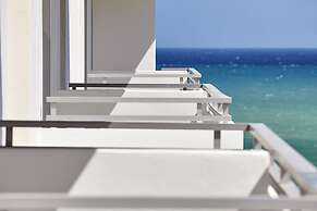 Loews Miami Beach Hotel – South Beach