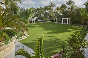 Loews Miami Beach Hotel – South Beach