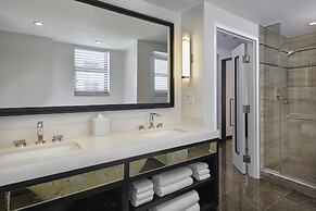 Loews Miami Beach Hotel – South Beach