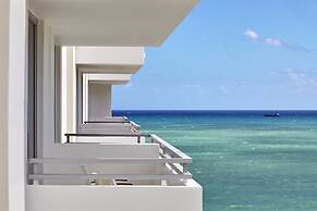 Loews Miami Beach Hotel – South Beach