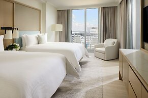 Loews Miami Beach Hotel – South Beach