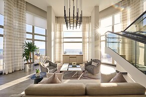 Loews Miami Beach Hotel – South Beach