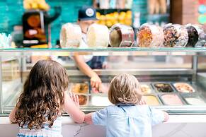 Loews Miami Beach Hotel – South Beach