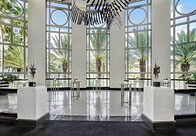 Loews Miami Beach Hotel – South Beach