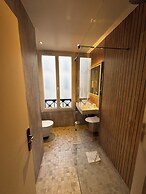 Hotel Pax Opera