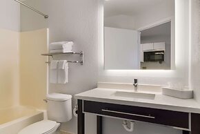 MainStay Suites Raleigh - Cary